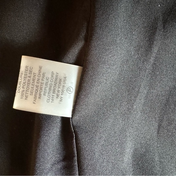 Elie Tahari The Tailor Blazer - Picture 6 of 8